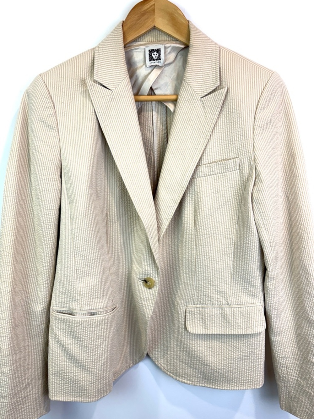Anne Klein beige and white seersucker Blazer size 10